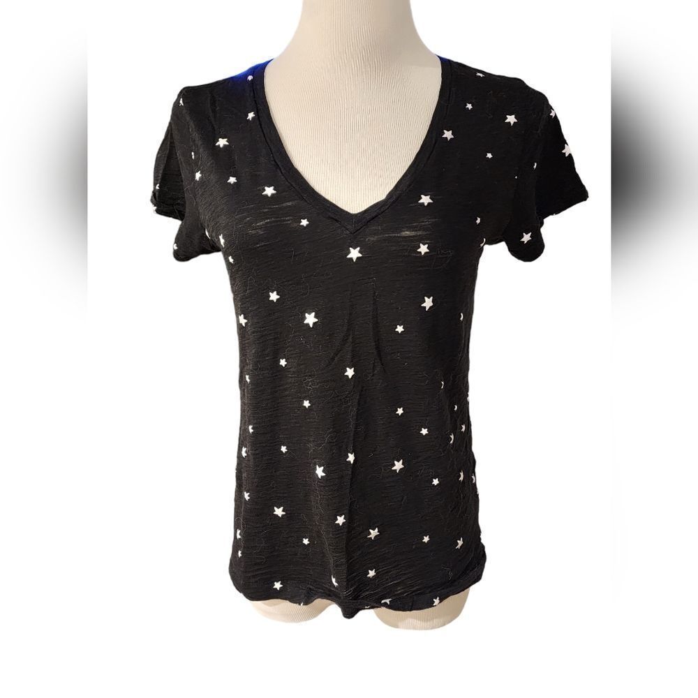 GOLDIE  V-Neck 100% cotton T-Shirt Sz M